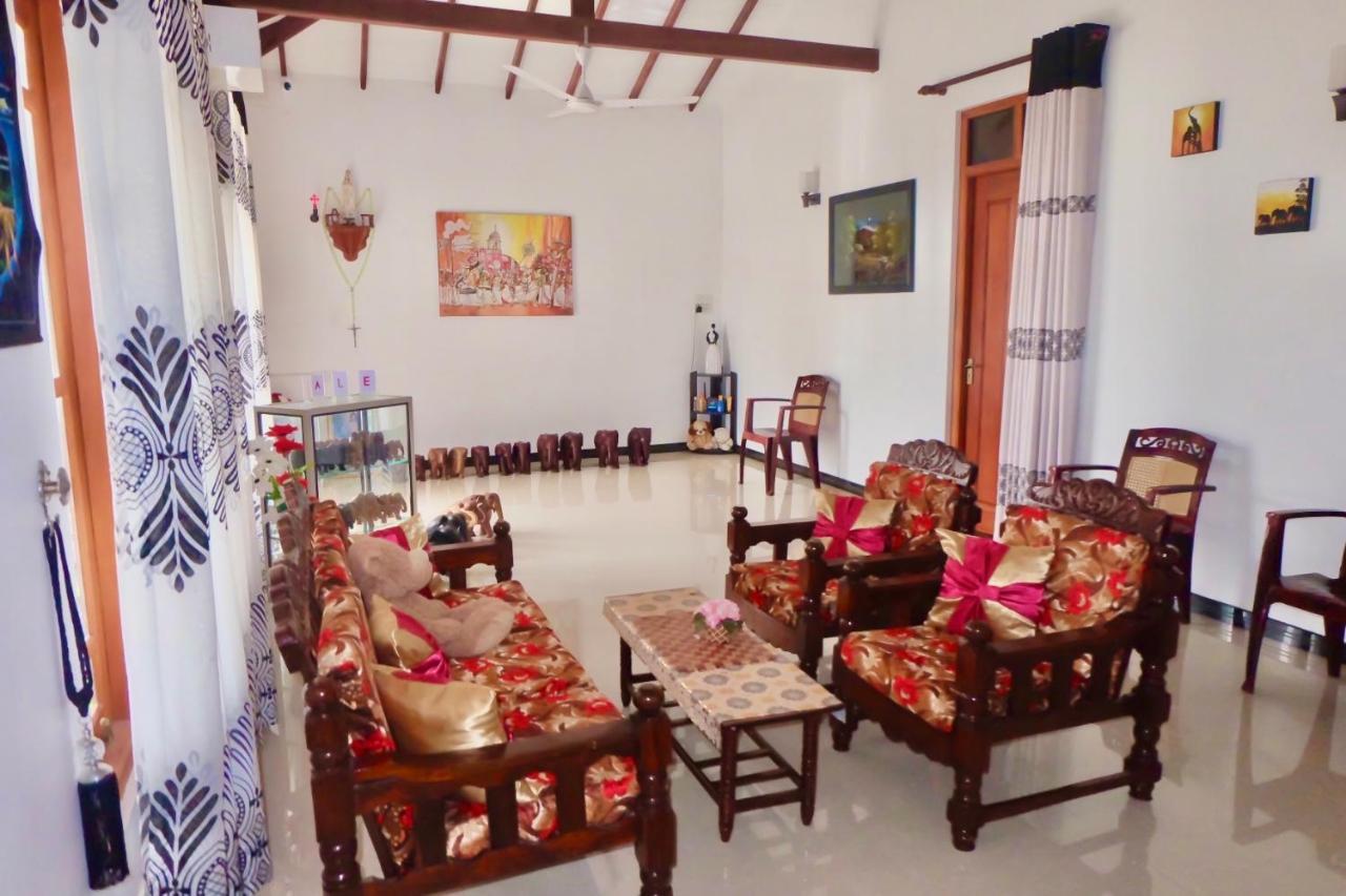 Rodrigo'S Villa & Restaurant Negombo Dış mekan fotoğraf